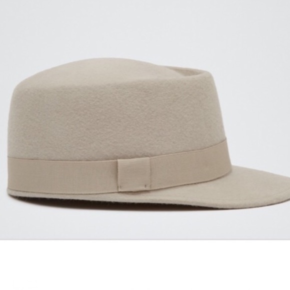 Reiss Accessories - NWOT Reiss cap